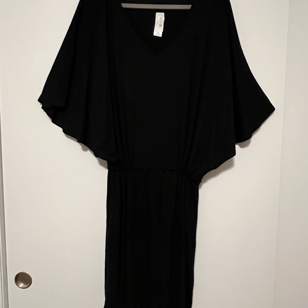Black swim coverup